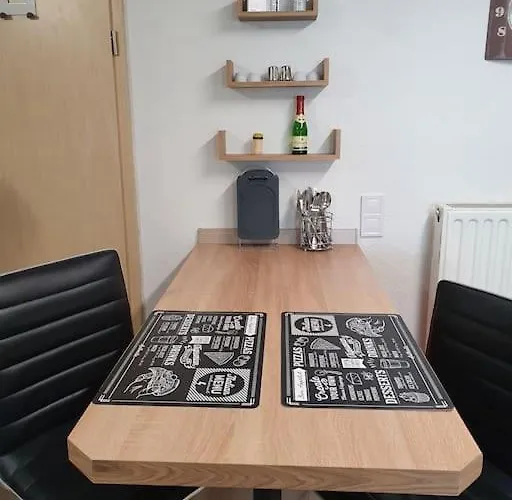 Fuchsbau Haasow * Haasow (Neuhausen/Spree)